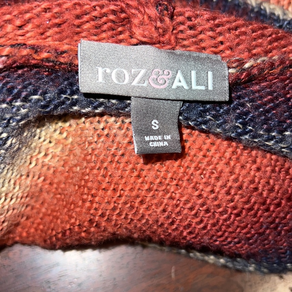 Roz&Ali multi colored striped cardigan with front toggle button closure size S! - Picture 8 of 9